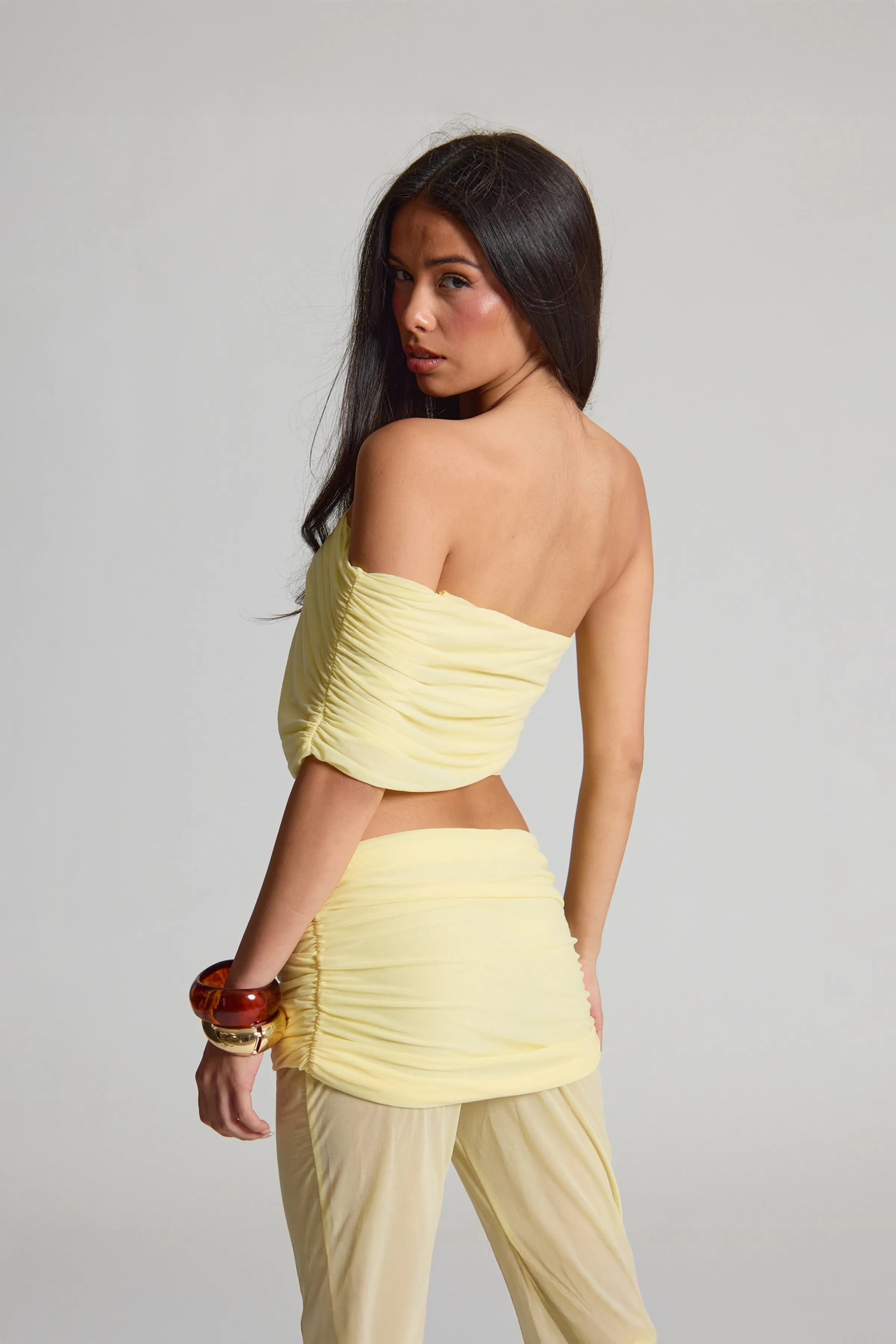 XS